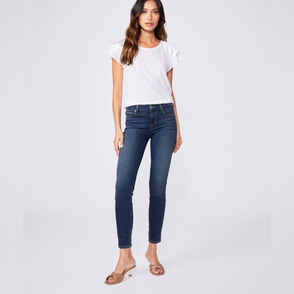 Paige Verdugo Ankle Jeans. Size 27